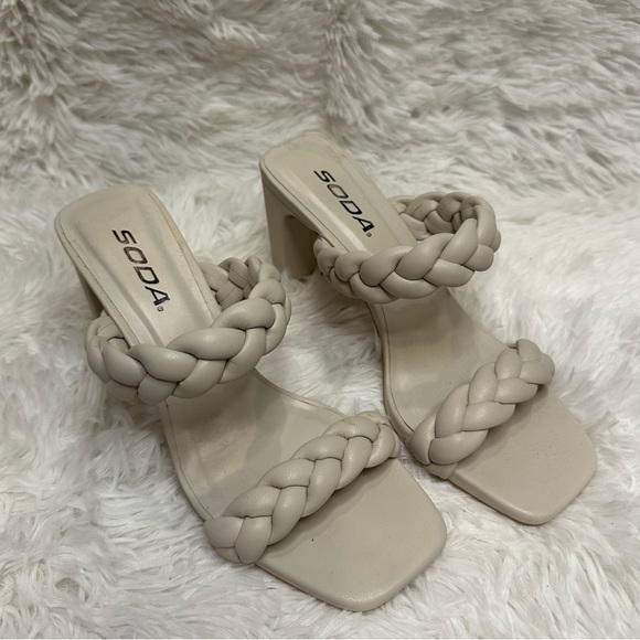 Soda Heels Cream  size 6 - Picture 4 of 6